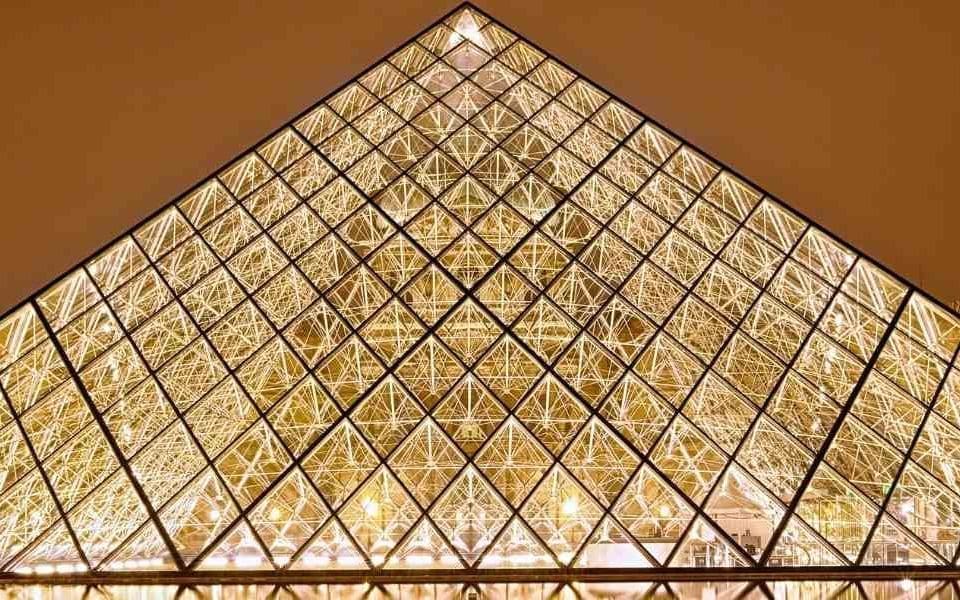 Visiter-le-musée-du-Louvre-en-groupe