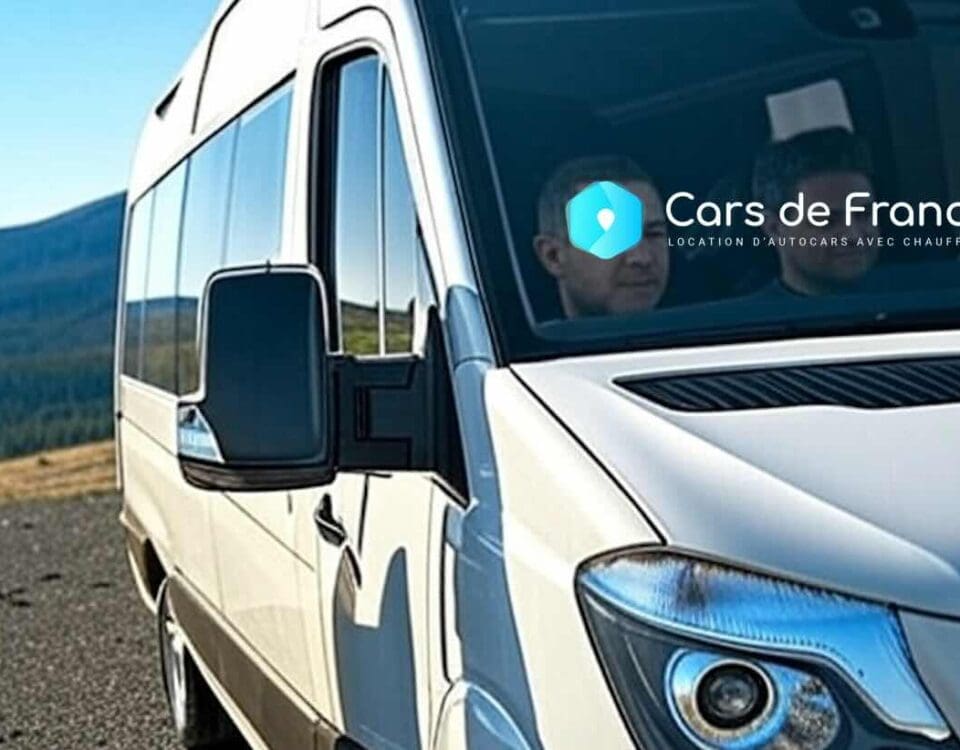 Cars de France vous conseille le minibus avec chauffeur privé pour vos vacances